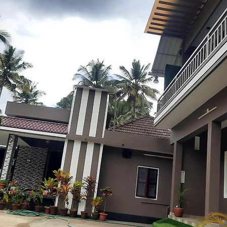 Linn View Home Stay มุนนาร์ ภายนอก รูปภาพ