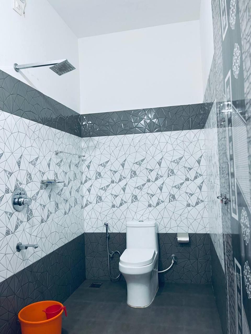 Linn View Home Stay มุนนาร์ ห้อง รูปภาพ
